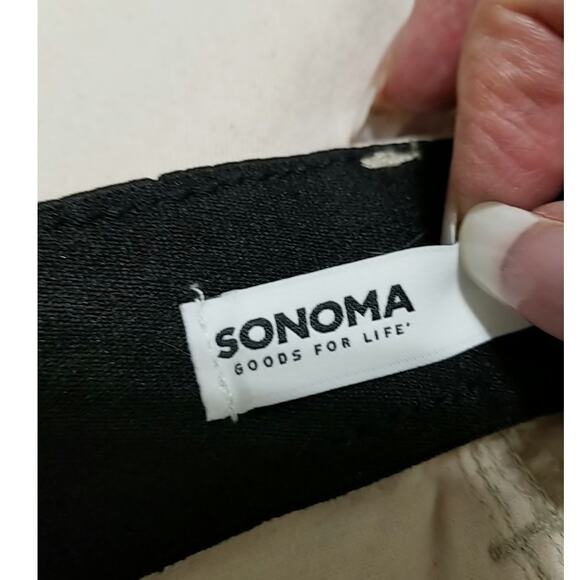 NWT - Sonoma Women's Beige Girlfriend Jeans 5 Pockets High Rise Size 16W - Picture 6 of 8